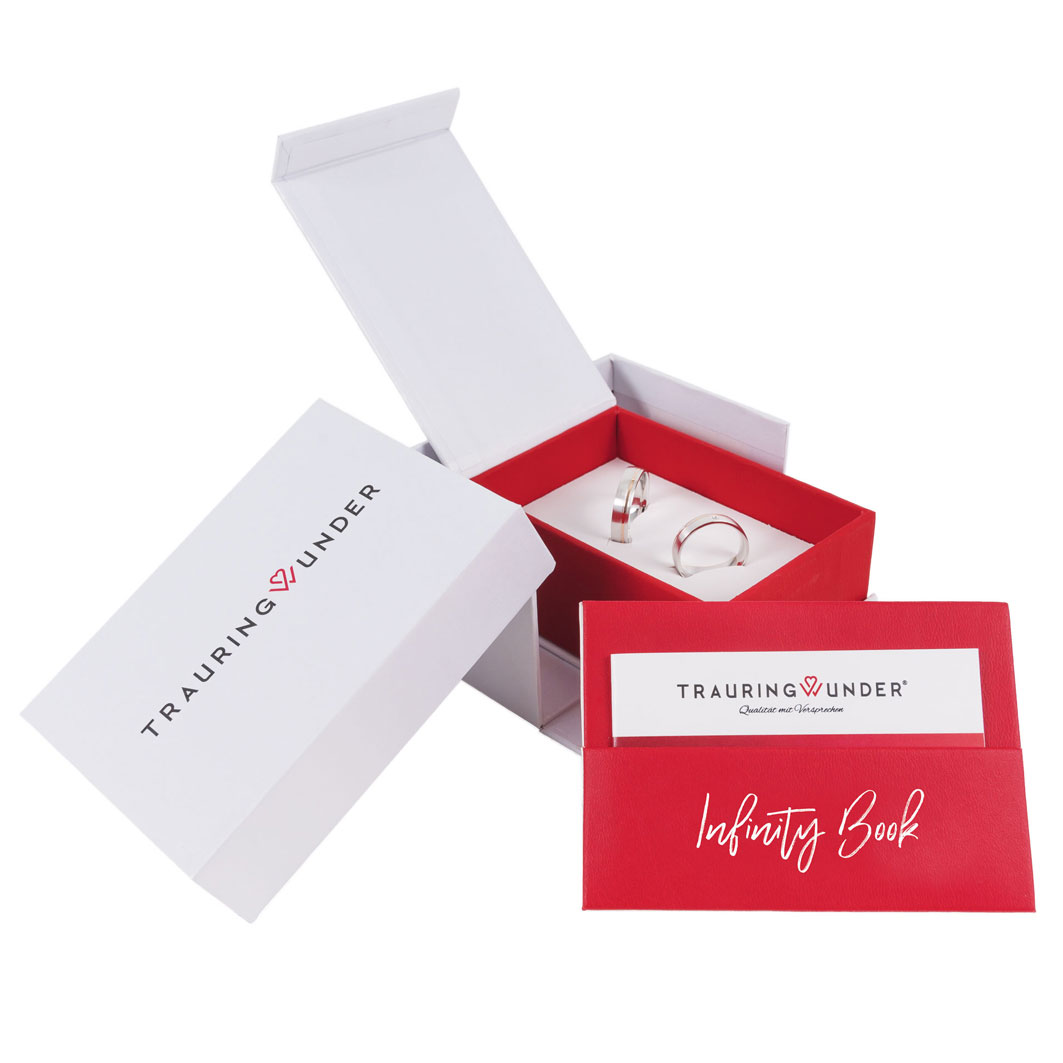 Trauringe in Etui mit Zertifikat